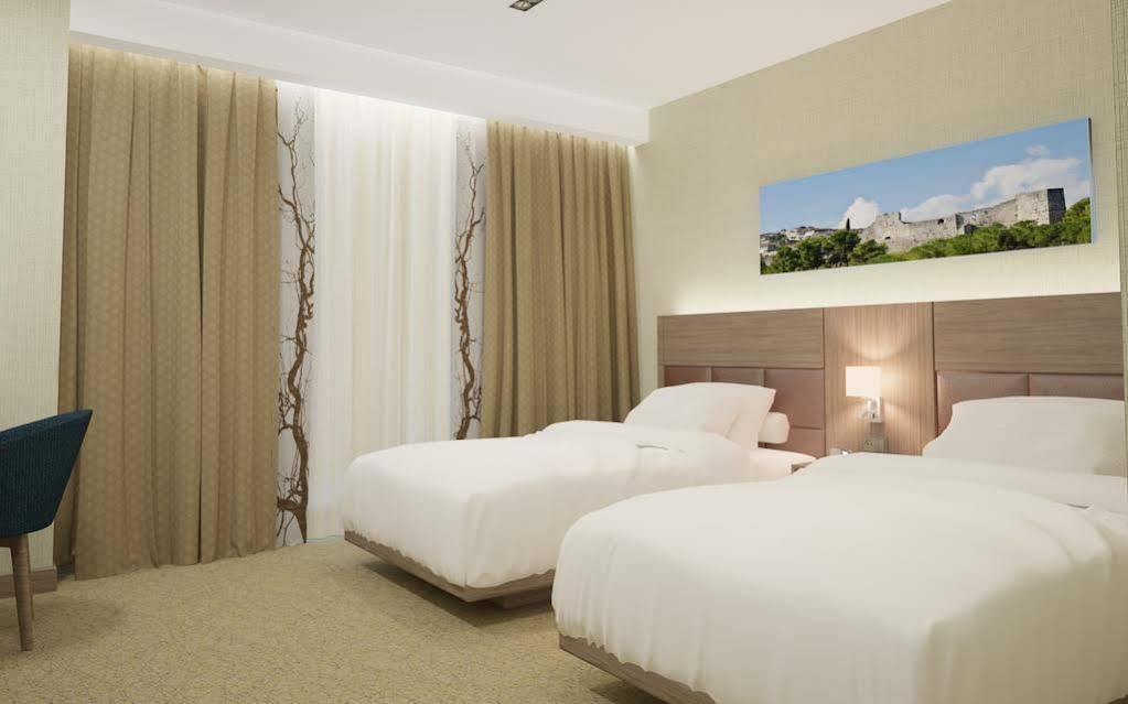 Hotel Hilton Garden Tirana